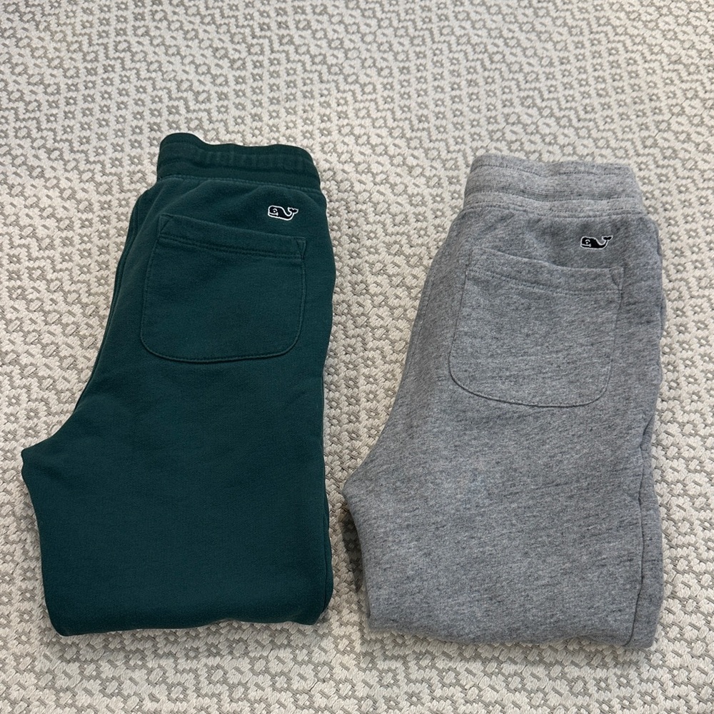 Vineyard Vines Kids Sweatpants in Forest Green & Heather Gray